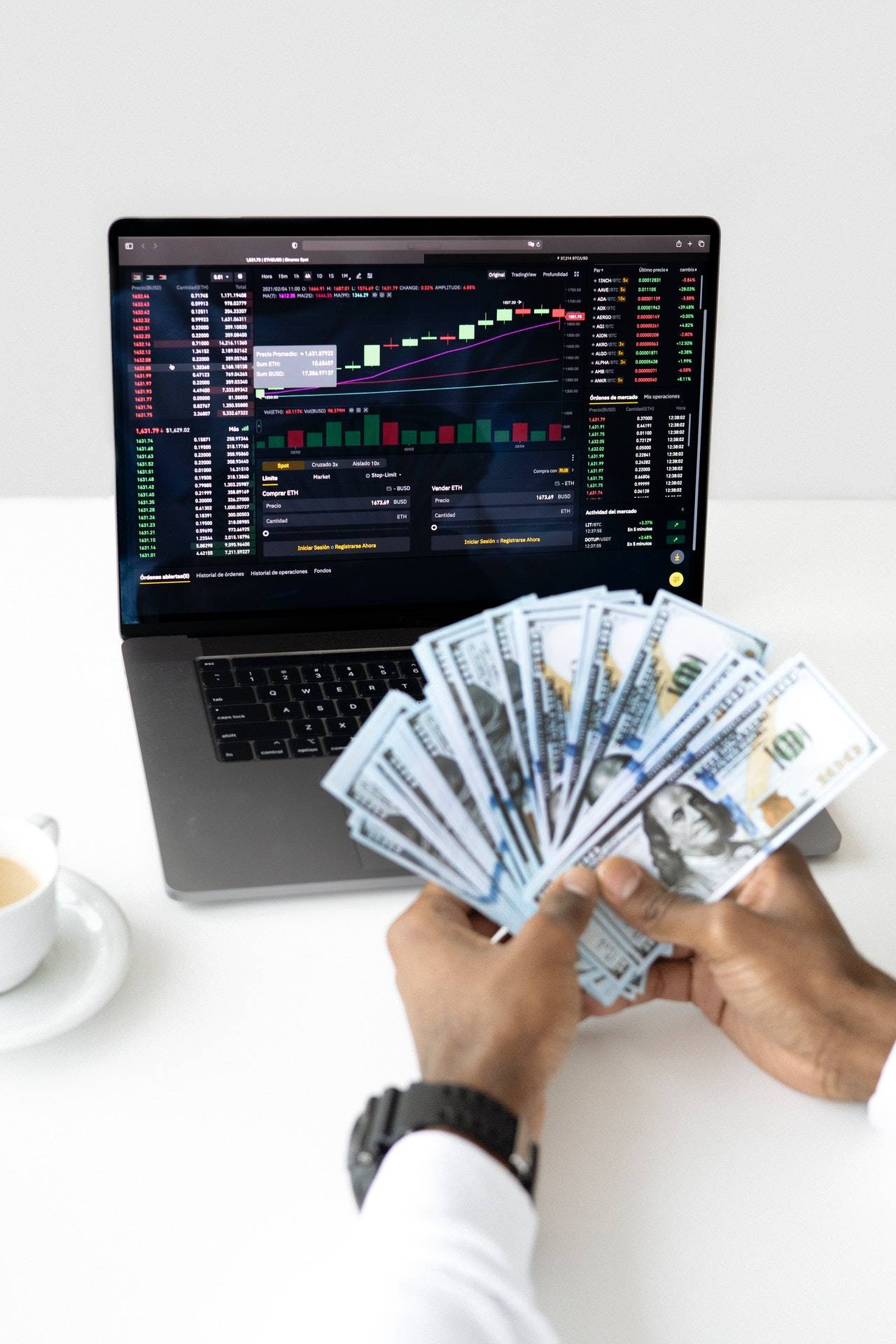 Trading on GIBX DEX or GIBX CEX — here are the differences